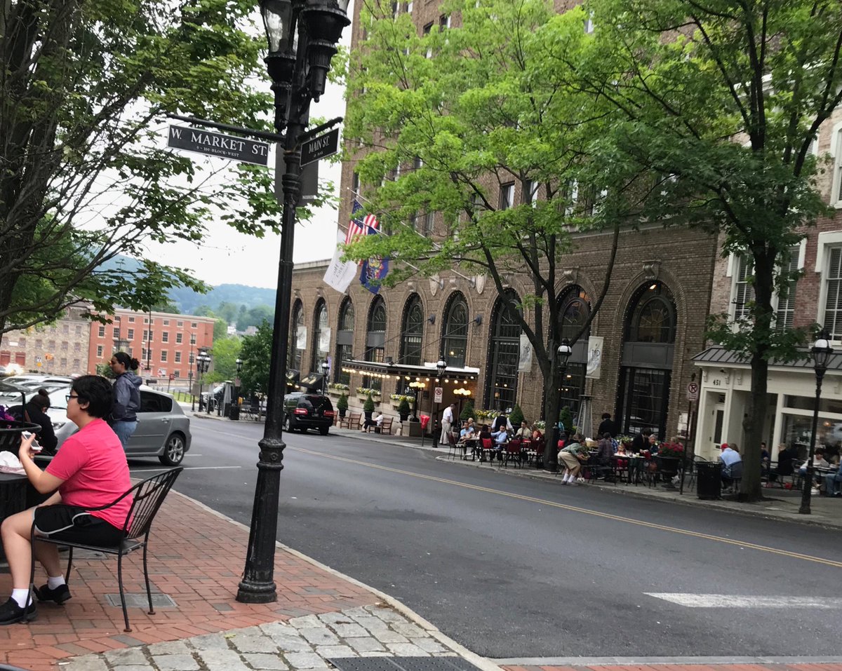 Love Main St in the morning !