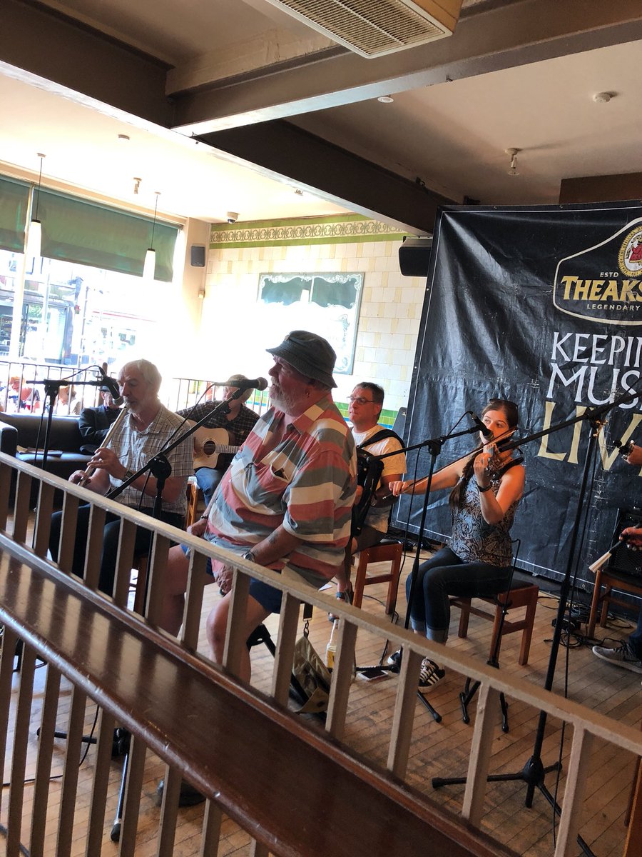 If you haven’t been to Hull. If you haven’t had a pint in Pave. If you haven’t seen the Hillybilly Troup play. Well... it is to be recommended. What a good way to spend a Sunday afternoon.