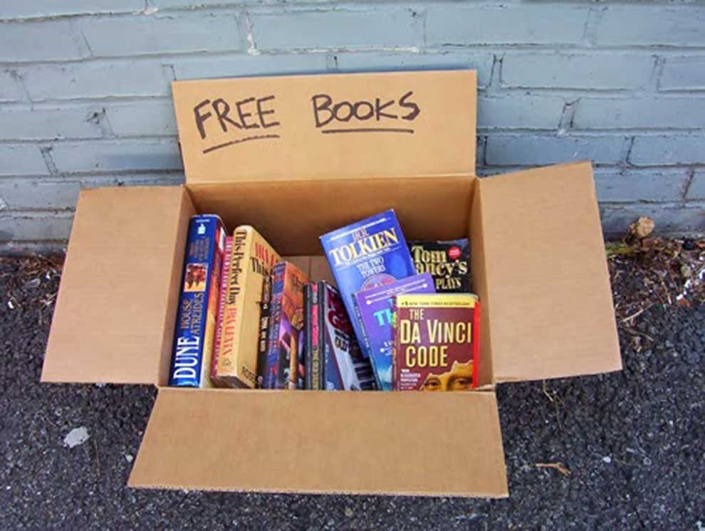 the_BookGobbler's tweet photo. #Paprbacks Winners! Congrats to Melissa who won the fantastic "Murder in Paint" by @RodneySwriter ; Lisa who won the thrilling "Ice on the Bay" by @lehket ; Kathy &amp;Alycia who have won the tantalizing "Do Not Ask" by @crockett_elaine | https://t.co/KH627Zlbyp - WE GIVE #FREEBOOKS https://t.co/1fsLscUp6R