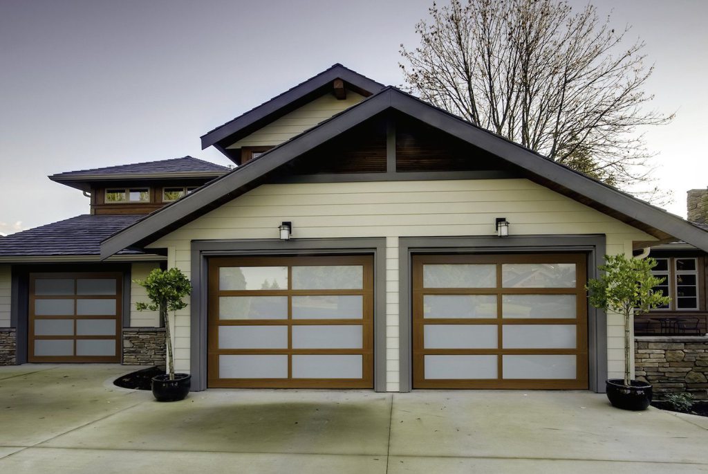 Why the Lowest-Priced Garage Door Might Cost You the Most markhamgaragedoors.com/why-the-lowest…