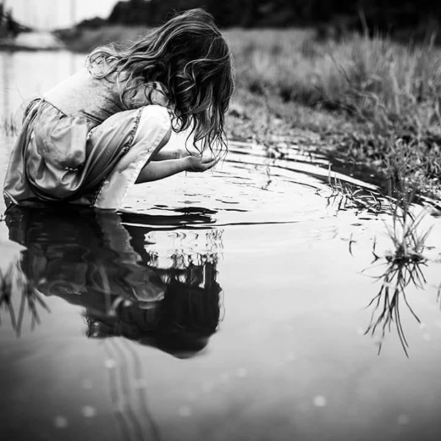 mgs_photo's tweet photo. Well, at least all this rain gives us plenty of tadpole chasing ponds
#rainydays☔️ #thedocumentarymovement #thebeautifulreal #unposed #candidchildhood #canonmarkiv #tampafamilyphotographer #reflection #deeplyauthentic #shamoftheperfect #thedocumenta… https://t.co/dOTwDwluyP https://t.co/CVmm7LcIYQ