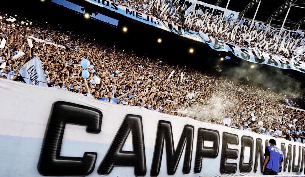 #BuenDomingo | "Si yo por vos daría la vida"

#VamosAcademia 💙⚪💙