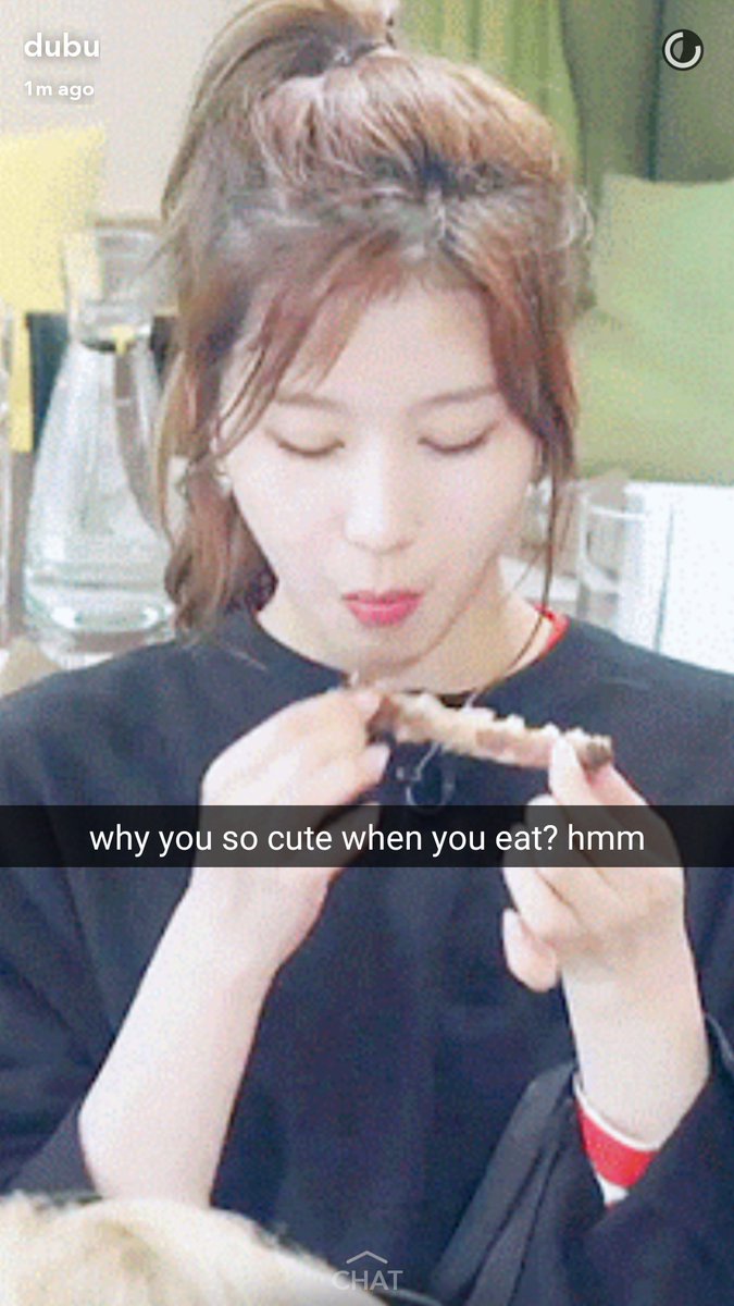 [I'm cute when I eat too]
