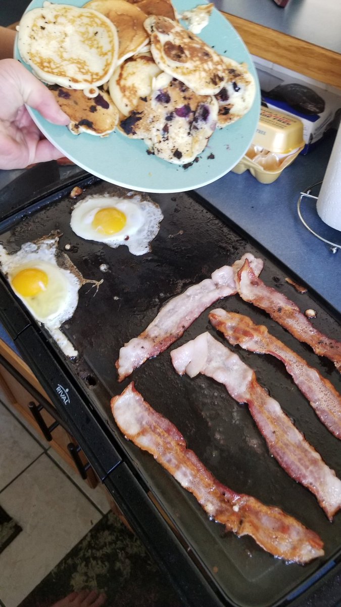 Chrisstew07's tweet photo. Yesterday was Grandam Olds' recipe. This morning we gave homage to Grandpa Olds' Irish breakfast. His WWII pancakes, bacon and eggs. This weekend is all about remembrance and tradition. #OldsWithNew #PancakesFromScratch #FamilyTradition #MapleSyrupEggsBaconPancakes # https://t.co/85M5AIJjxm