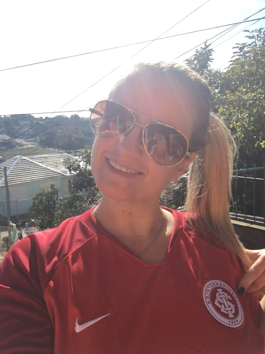 Camilalumbieri's tweet image. Põe no DVD @Corinthians 🖕🏼🖕🏼#FeitosdePaixao #intersempre @SCInternacional ❣️❣️❣️❣️