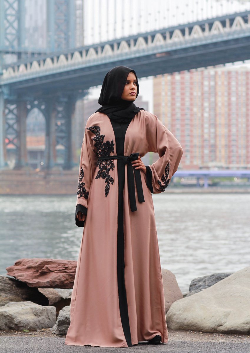 AlmodaFashion's tweet photo. https://t.co/dyYk9E4B5u 
#almodafashion #almodagirl #modestwear #modestfashion #hijabi #hijabifashion #fashionblogger #modestwear #fashionista #abaya #modesty #hijabstyle #muslima #muslimafashion #hijabista #ootd #almoda #ELEGANCE https://t.co/odUB0sjewf