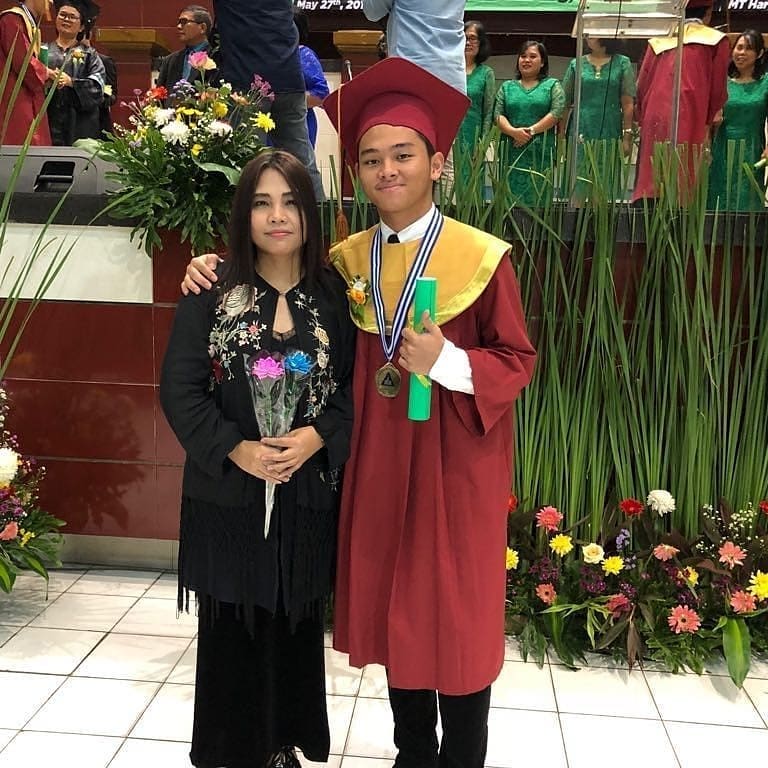 baalebasalki's tweet photo. Graduation @AlvaroMaldini1 🎓 https://t.co/qTLU3Tixqt