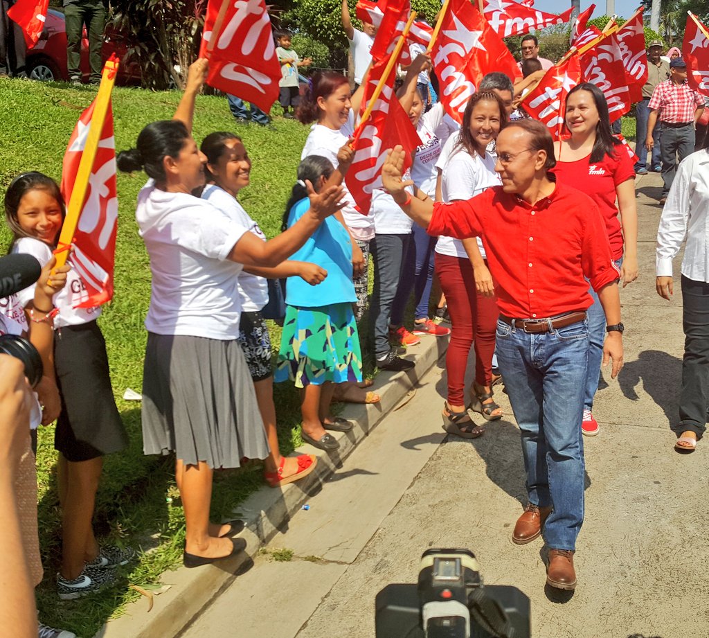 ConGersonSi's tweet photo. Hagamos un recuento de nuestro apoyo a @GersonmSV en los encuentros departamentales antes de las #FMLNInternas2018 del @FMLNoficial. #ConGersonSí https://t.co/d5KE4evFFr