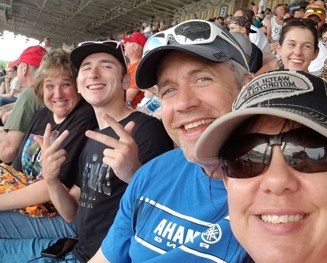 tmagicline's tweet photo. Slight rain delay. Ain't no thang. @kbirdbiker @calebmcdaniel98 https://t.co/7QVCIJxspD