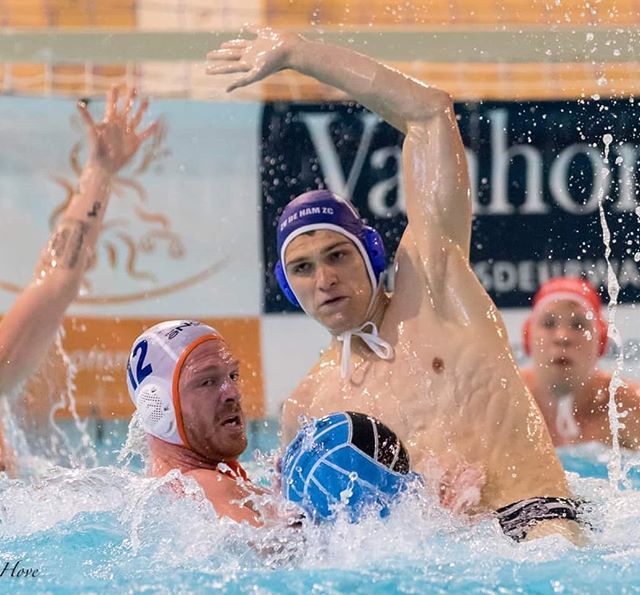 wasserball im pool waterpolooldenzaal zvdeham waterpolo wasserball pallanuoto ватерполо vaterpolo pool waterpololife waterpolicious instasport водное поло athsportphoto on twitter wasserball im pool waterpolooldenzaal zvdeham waterpolo wasserball pallanuoto ватерполо vaterpolo pool waterpololife waterpolicious instasport водное поло athsportphoto on twitter