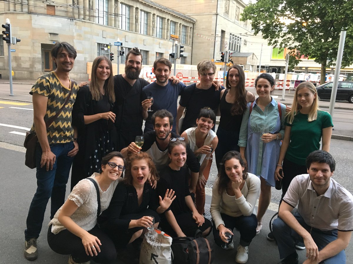 happy #FjT18 nach der theaterodysee am 5. #schweizertheatertreffen in zürich