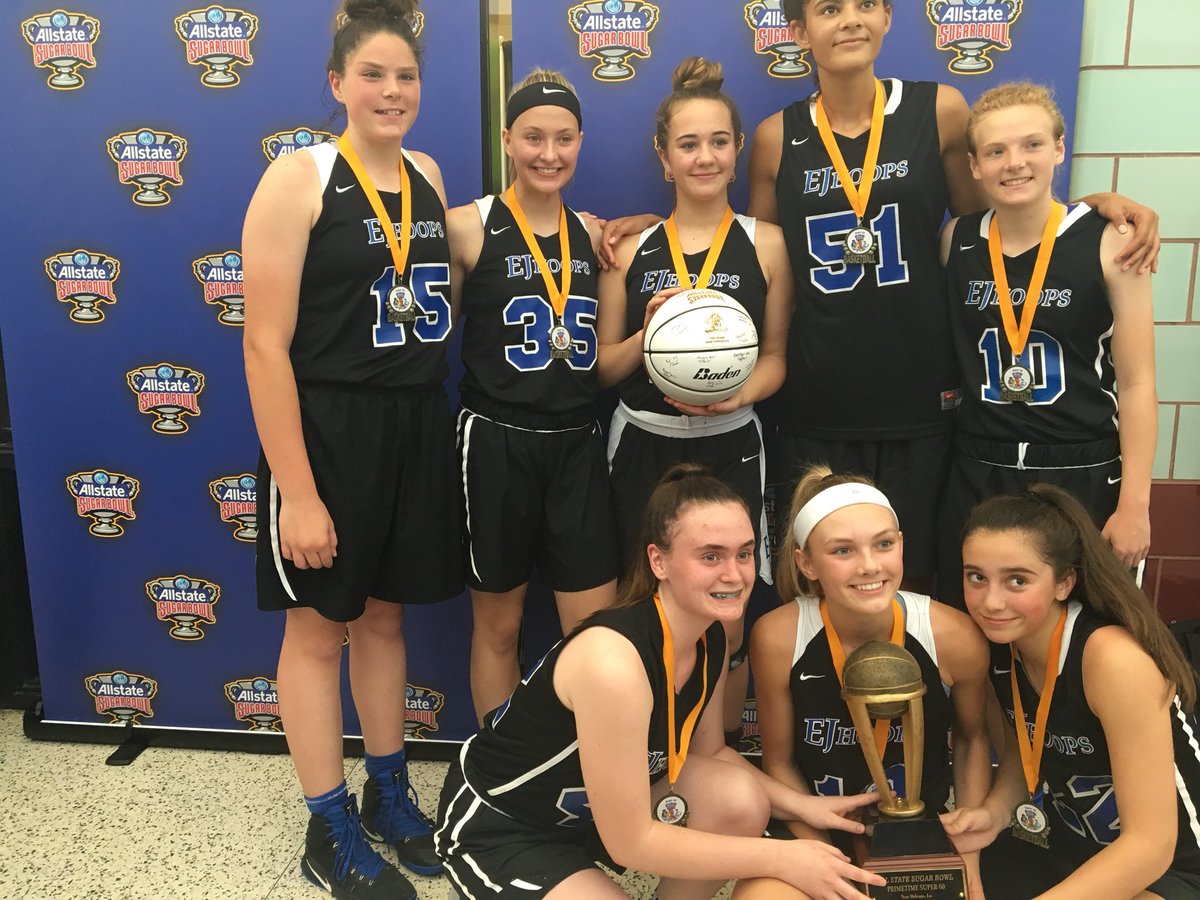 kevinwrede's tweet photo. 16u National takes down the Louisiana Lady Blues in the championship of the Super60 New Orleans tournament 47-35 @primetimeselect @abby_wrede #ejhoops https://t.co/bKvLfAxI0b
