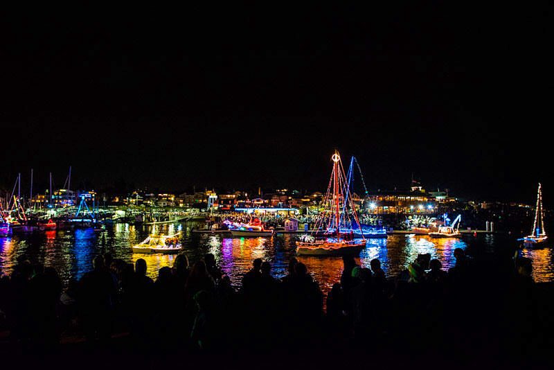 HotelSolares's tweet photo. Thursday evenings the Crow's Nest offers its Summer Beach Party series with fun and funky live entertainment, right on the beach 5:30pm each week and goes until sunset.
#bbq #santacruz #crowsnest  #beachparty #hotelsolares https://t.co/pl7SLGt4xk