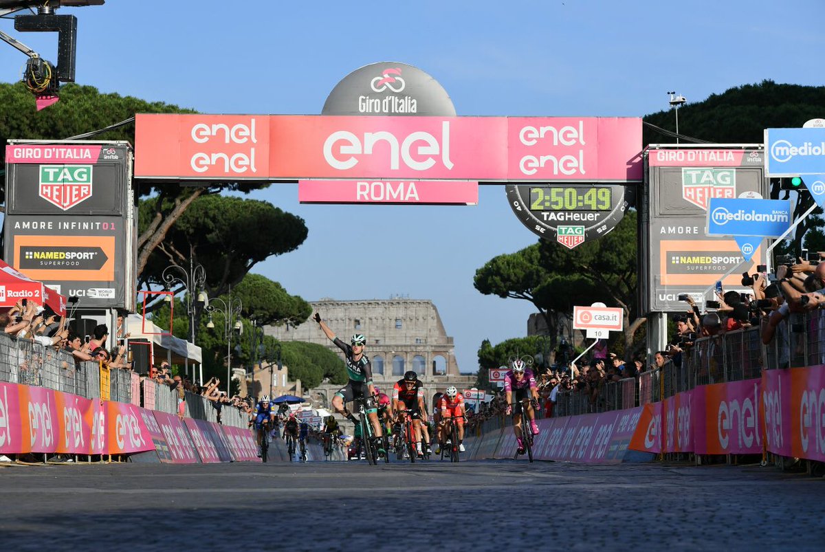 Giro d'Italia tweet media