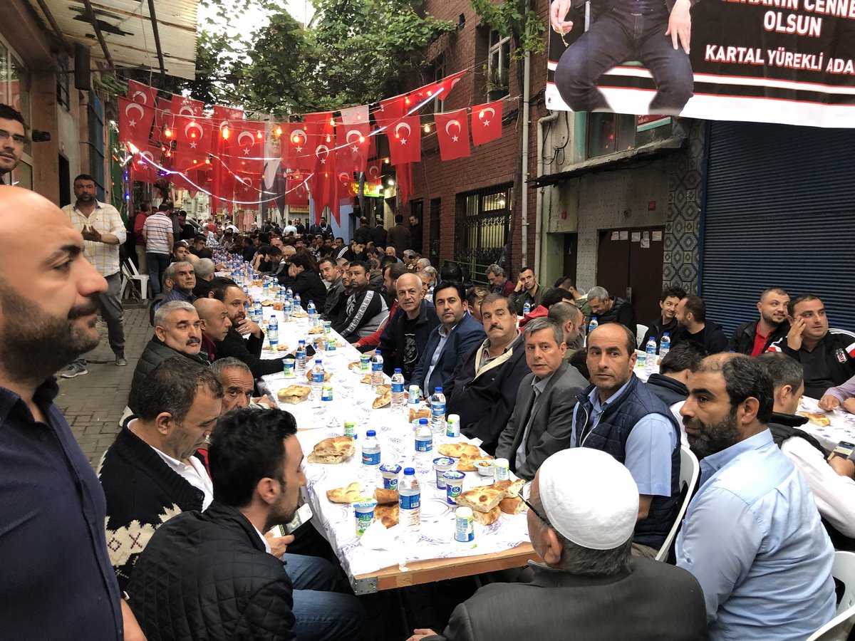 Fatih Doğan on Twitter &quot;Beşiktaş tribünlerinin sevilen isimlerinden 1