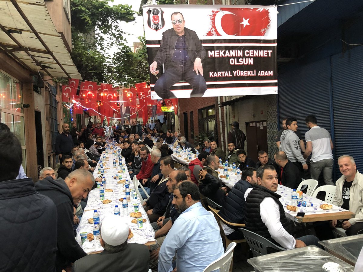 Fatih Doğan on Twitter &quot;Beşiktaş tribünlerinin sevilen isimlerinden 1