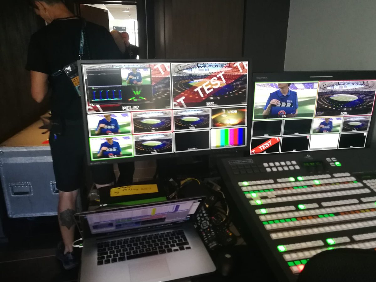 punkforbusiness's tweet photo. Uefa Champions League Final
Opening Ceremony • Behind the scene.
#PunkForBusiness Official Team
#UCLfinal #p4b https://t.co/9GGKCNIvhT