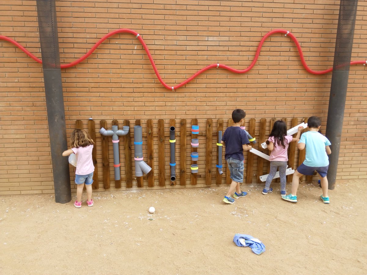 FerreriesPalafo's tweet photo. Moltes gràcies a tots i a totes! Avui ha sigut un dia de molta feina però ha donat uns fruits molt macos!!!! Els nens i nenes els encantarà i ho disfrutaran molt!!!! https://t.co/bTobAEBify