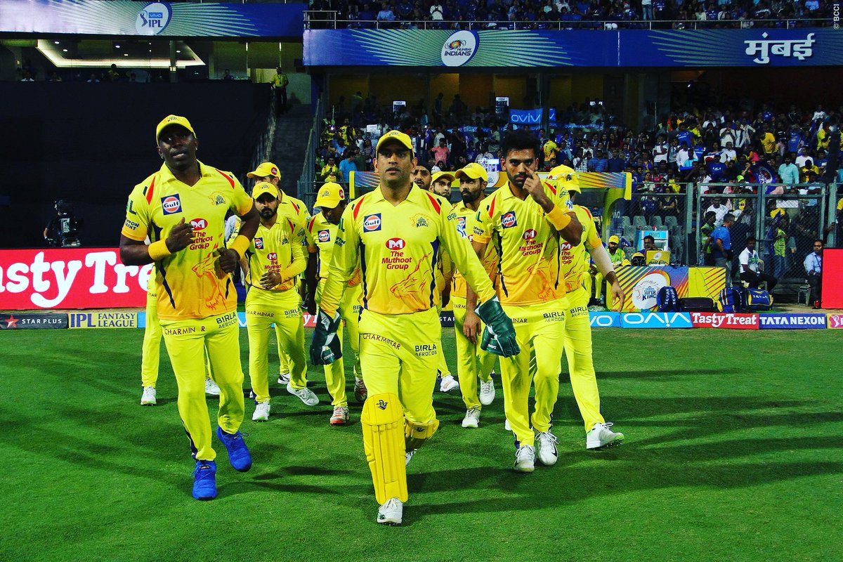 SMAlamin199's tweet photo. #Congratulations @ChennaiIPL #Champions2018 @IPL ✌✌✌@msdhoni ❤❤❤💘💘💘https://t.co/wjui8CROhl https://t.co/3gG4V2nzq7