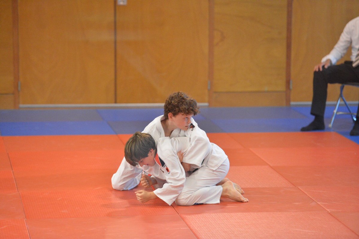 TeamGouwe's tweet photo. Great judo weekend 💪 https://t.co/8sDRE8tsgB #teamgouwe #judo #delft https://t.co/uXwHmUJZ26