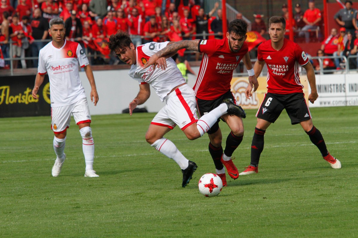 UHmallorca's tweet photo. El Mallorca vuelve a Segunda División un año después https://t.co/pfogQW34vB https://t.co/NwSgYJHLOg