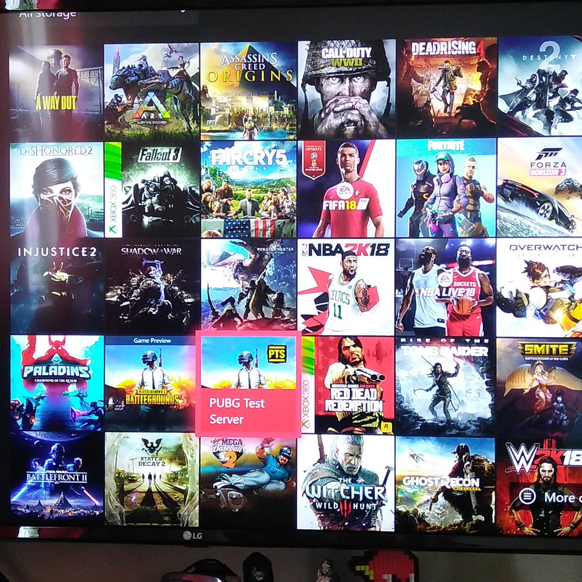 predator25880's tweet photo. What game should #twitchstreamerguy #twitchtv #supportsmallstreamers #smallstreamer #smallstreamersupport #twitchgaming #streamlife #gamerlife #streamday #xboxonex #steamers #grownfolksgaming #gfgang #twitchprime #twitch #twitchgamer #twitchstreaming #streamday https://t.co/fQWNBT4yFo