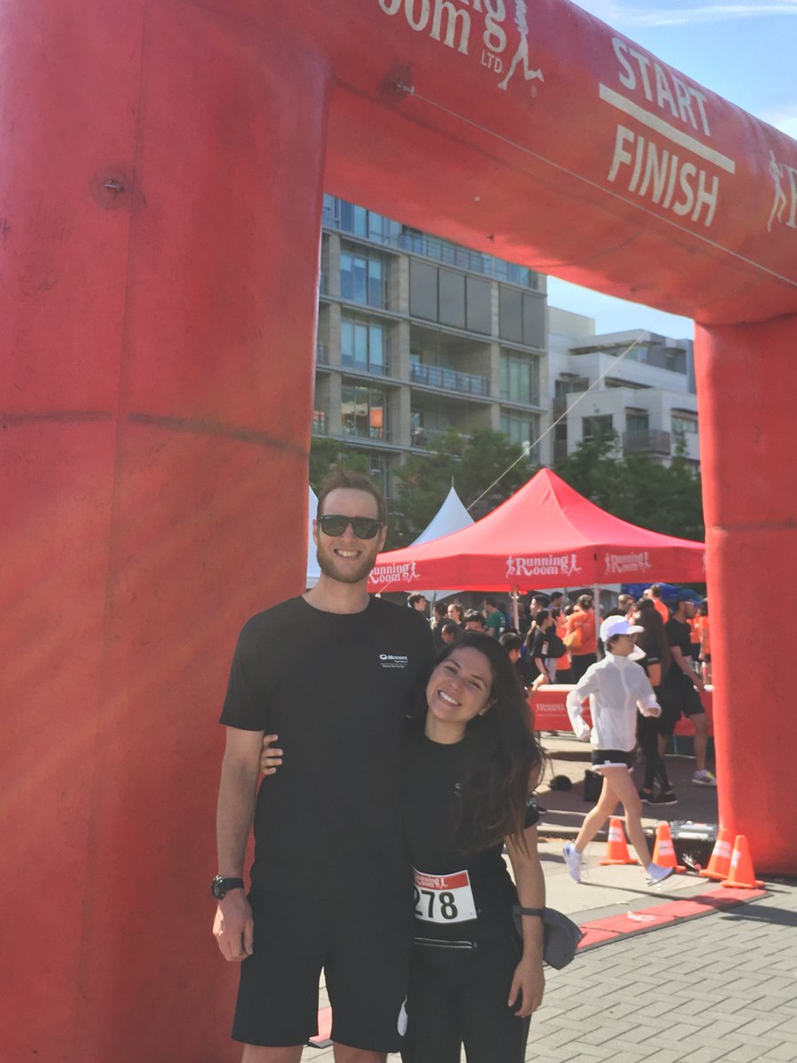 "everyone can make a difference by giving back" - <a href="/BillGates/">Bill Gates</a> . Today the team at <a href="/MB_Insights/">Microbiome Insights</a> participated in the @sciencefunrun in support of the promotion and development of Science Fair Programs throughout the province. #UBC #thenextgeneration #makingadifference