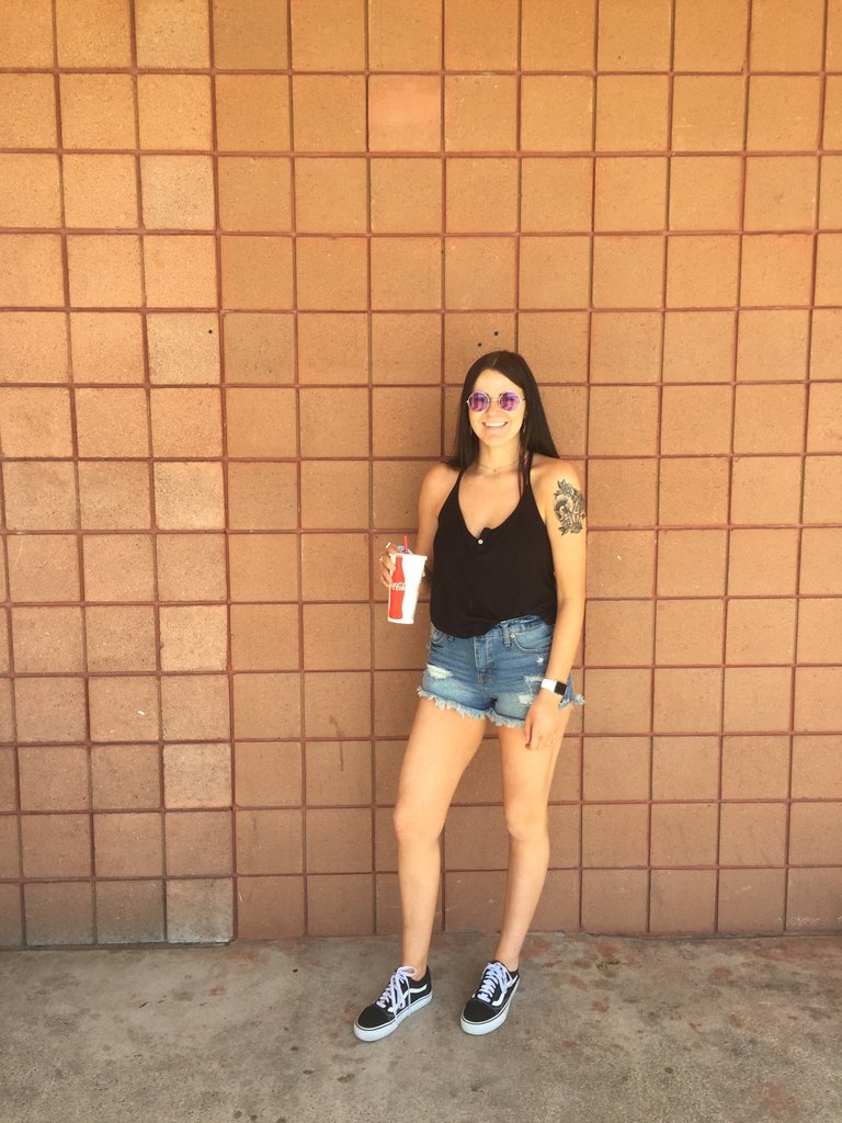 Airbrush_Tans's tweet photo. Loving this tan! 
Isn't she adorable rocking her tan. Not all tans have to be dark. Sometime NATURAL is more <3 https://t.co/r6JEpfIgO2
