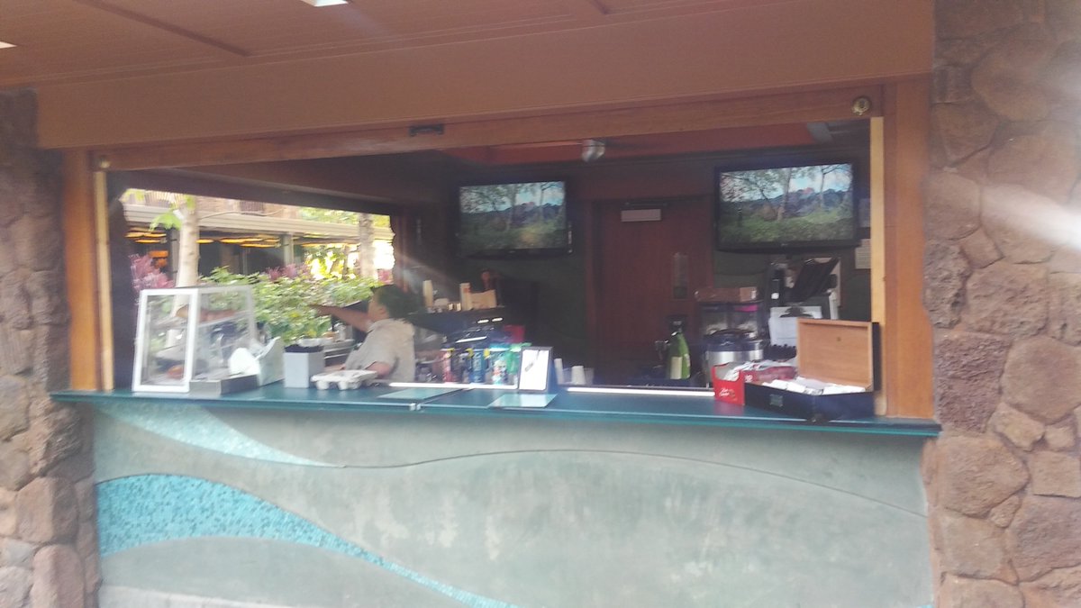 CaliFamilyFun's tweet image. @DisneyAulani there is one place that’s a little bit #lonely – and that’s the #AdultPool  Tucked off to the side of the resort, it’s a nice pool with plenty of chairs and shade – and its own bar nearby.