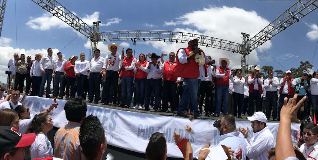 ChiapasPRI's tweet photo. Desde la Trinitaria, Chiapas @JuarezCisneros asegura que el próximo gobernador de las y los chiapanecos será @ralbores https://t.co/5UnriyhDZE