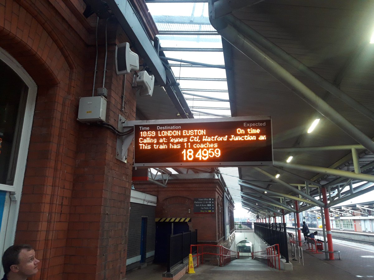 towpathranger's tweet photo. @VirginTrains @nationalrailenq How about this one? Only 10 mins to go! Go on ... you know you want to! https://t.co/6tXBovpy4g