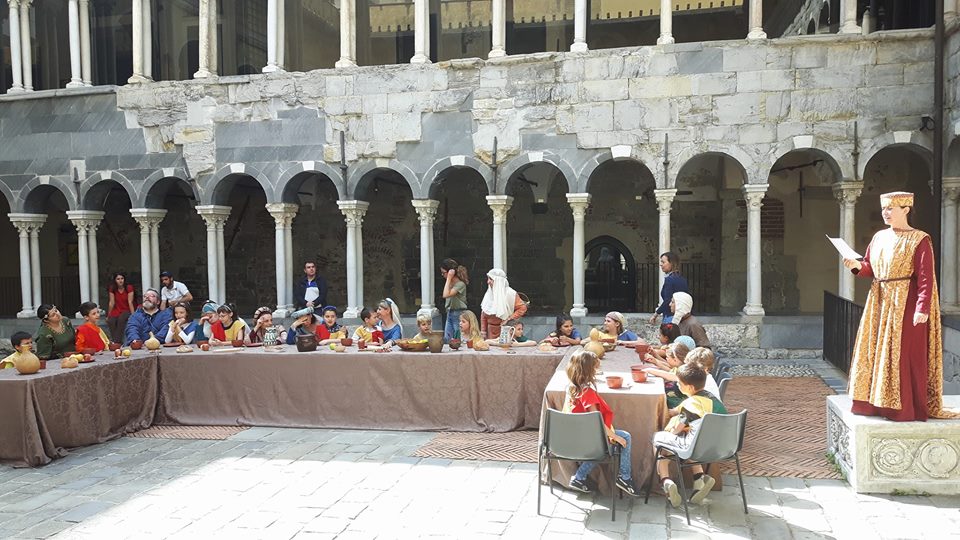museodiocge's tweet photo. #leccornie #deliciae #bonbon: grazie a tutti i bimbi #viaggio #miseenplace dal @museodiocge a @palazzorealege #positiveMooD #bimbifelici #impararedivertendosi #piccolichef @PoloMusealeLig @101giteliguria @mentelocale  @ilsecoloxix @rep_genova @kidsarttourism https://t.co/mjO1Fz3jth