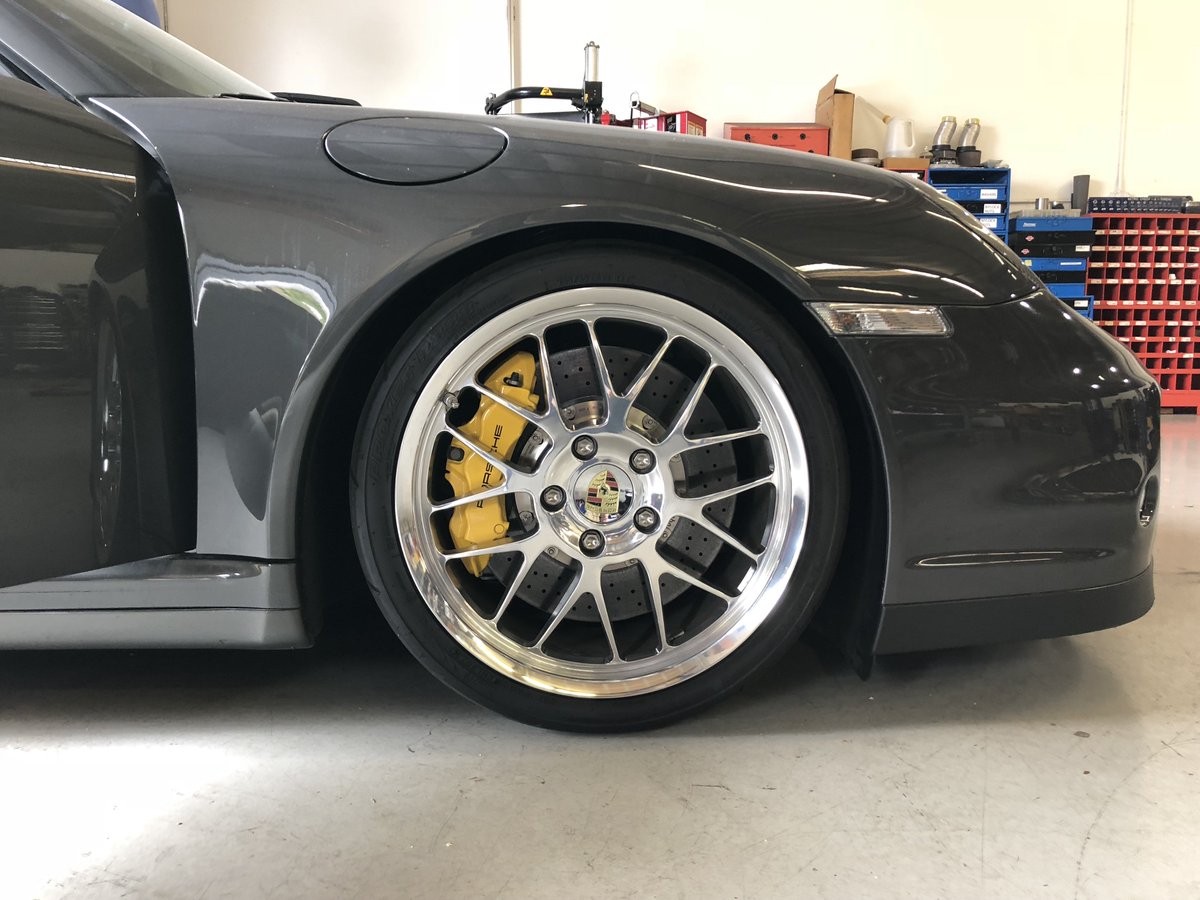 WORLDRacing's tweet photo. Close up. #porsche #worldmotorsports #windtunneldyno #dyno #mustangdyno #4wddyno #horsepower #tilugs #tilugnuts https://t.co/p7rz6g0s8i