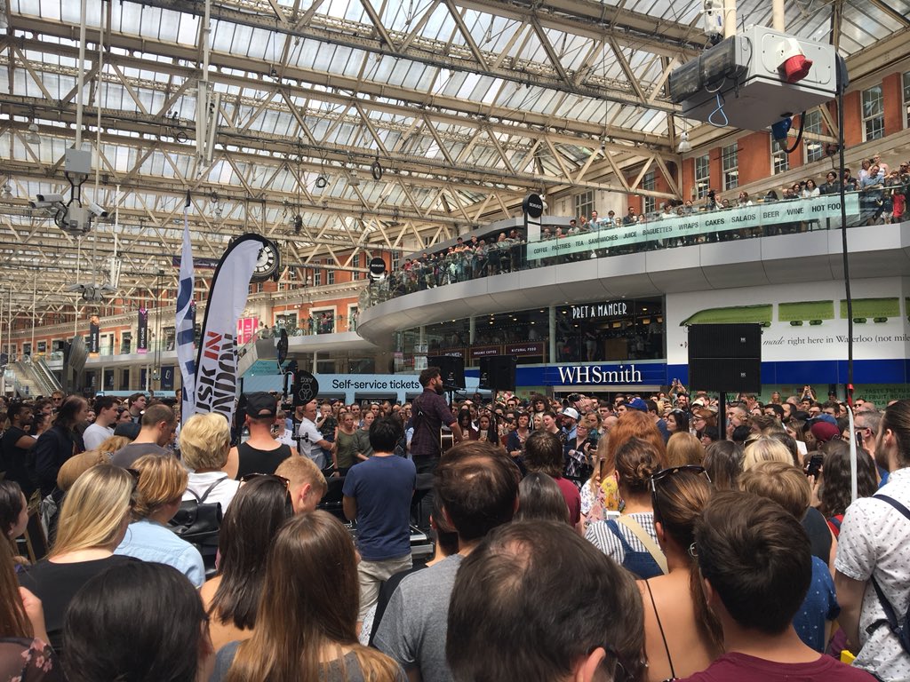 Jayne Snow tweet media