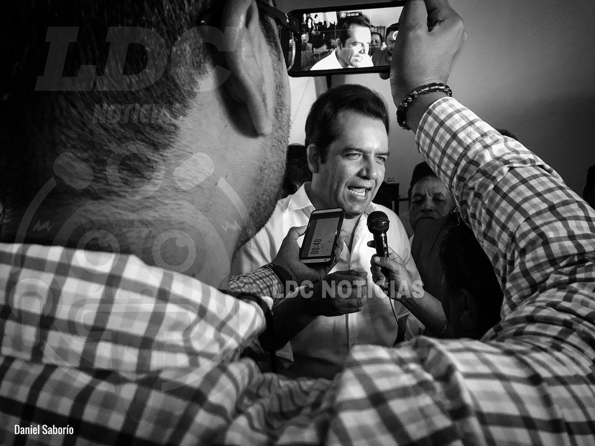 FuerzaRag's tweet photo. @ralbores visitó hoy Comitán junto a René Juárez Cisneros, presidente del CEN del PRI. Aseguraron que, tanto Gleason con José Antonio Meade, ganarán de forma contundente las elecciones de este 2018. ¿Qué opinas? https://t.co/zPTtjUNA6l