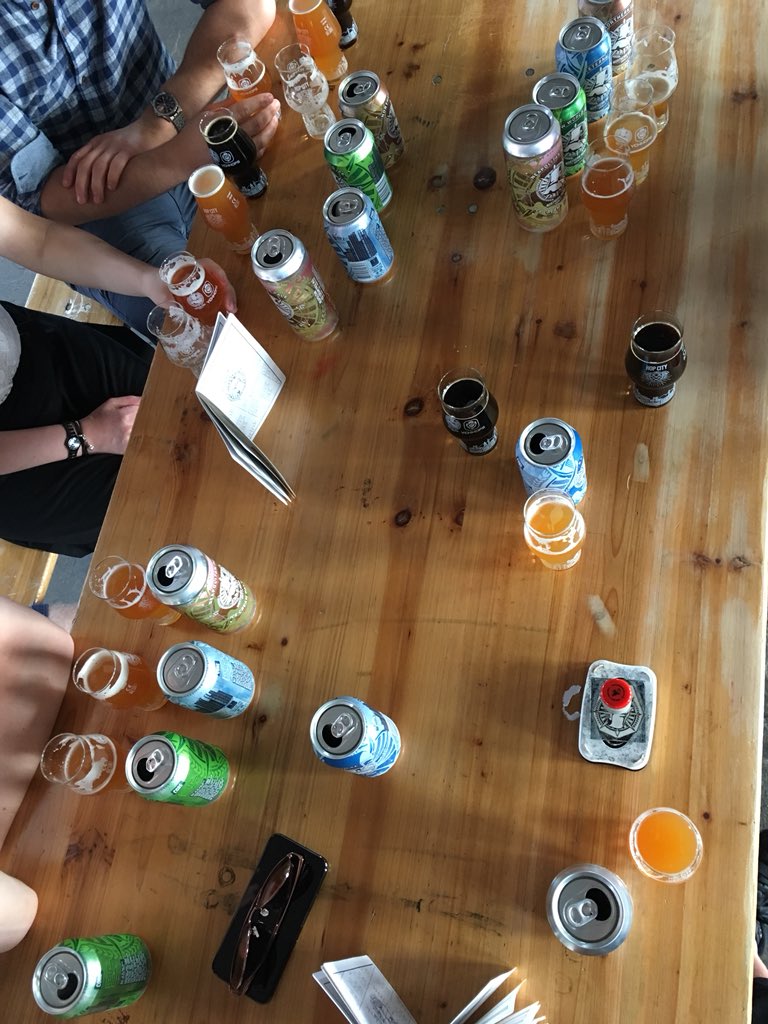 LeedsIndieFood's tweet photo. Lucky passport holders are tasting the core @NMonkeyBrewCo plus new #neapolitanpaleale &amp; @NorthStarRoast #mochaporter  #LIF18 #sundayfunday 🍦🍺 https://t.co/3SeZbf9cPZ