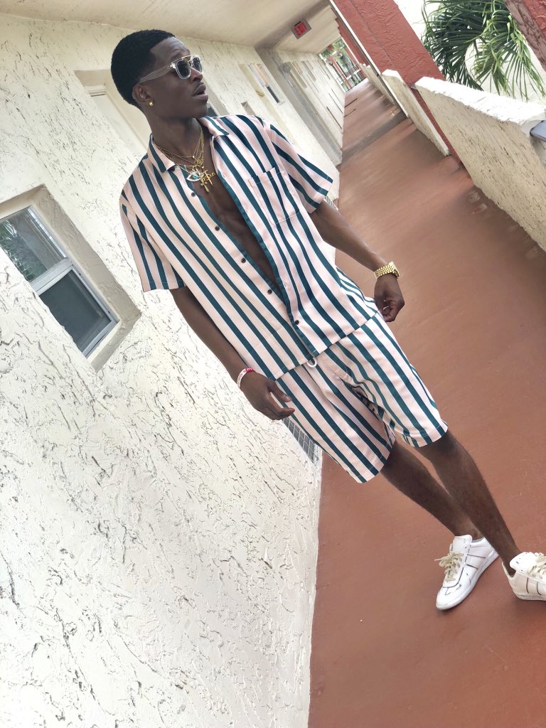 NateTheDonn's tweet image. #2KPoolParty 
R I C  F L A I R  D R I P 💦
N O  C A P 🧢