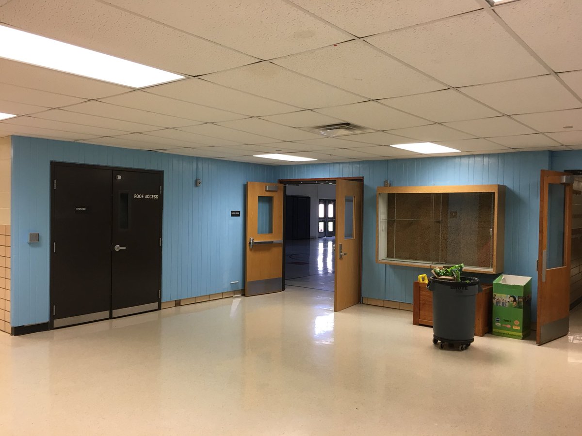 D45North's tweet photo. Two days of hard work. It looks amazing! Thank you Parkview #d45Learn4life #everybodydoes https://t.co/F3r4veObz7