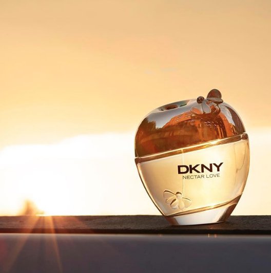 scentperfumes's tweet photo. Introducing #NectarLove: the new fragrance by @dkny and yours for less than £40! https://t.co/hkwKyWsTmb #fragrance #DKNY https://t.co/dB2DElWaNz