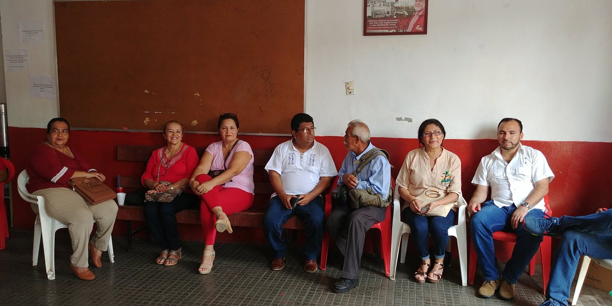 JOMARI8012's tweet photo. @FMLNoficial Proceso de elecciones internas en el municipio de Chalchuapa #FMLNInternas2018 https://t.co/FJuEGeHyUu