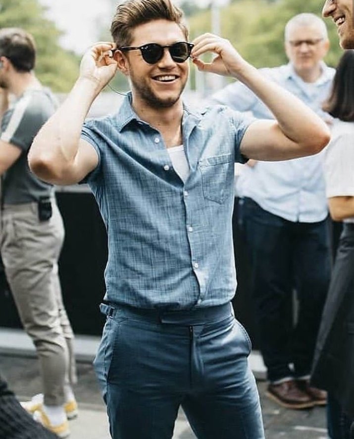 Lifeofapotatoh's tweet photo. @NiallOfficial Are you even real ?
❤️❤️❤️❤️❤️
#NiallHoran
#BiggestWeekend
#BRINGONEDIRECTIONTOINDIA https://t.co/lgBpaELe8V