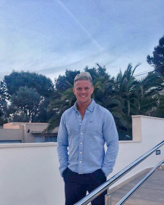 I'm in Magaluf 😎 let's hit it hard @JonCaswell_x <a href="/Josephmacquade/">Joseph MacQuade</a> #watchout #Magaluf #WelshLads