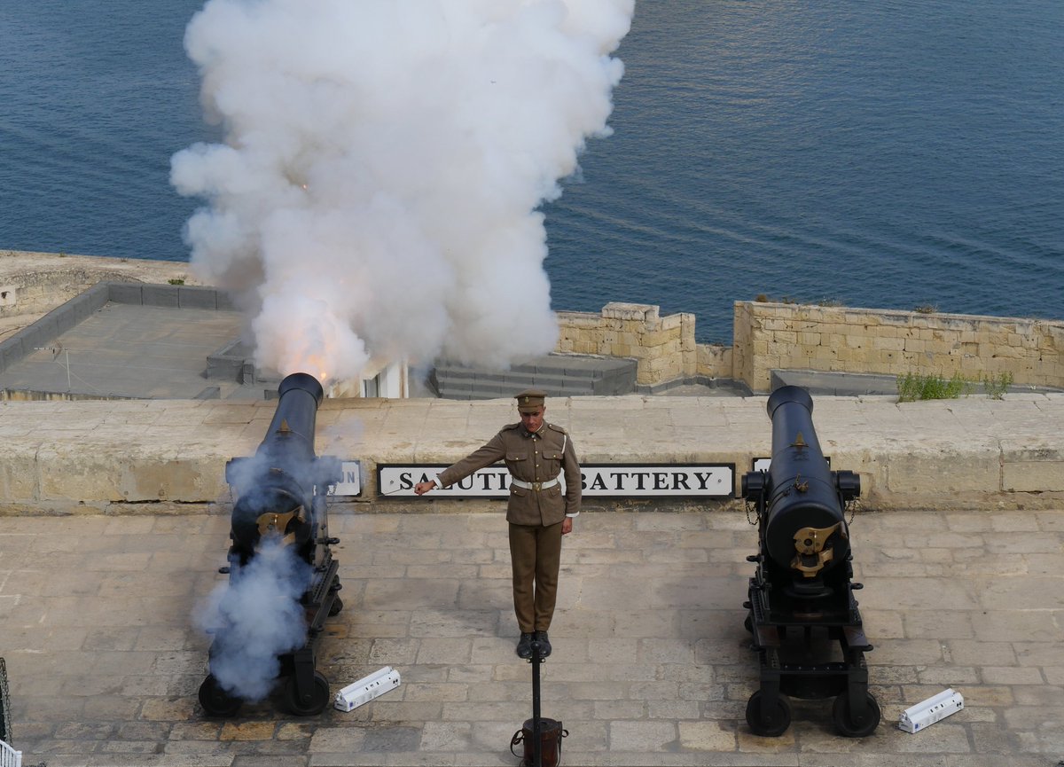 brian_brob84's tweet photo. #VisitMalta #valetta Saluting Battery https://t.co/tdIsyBwOV9