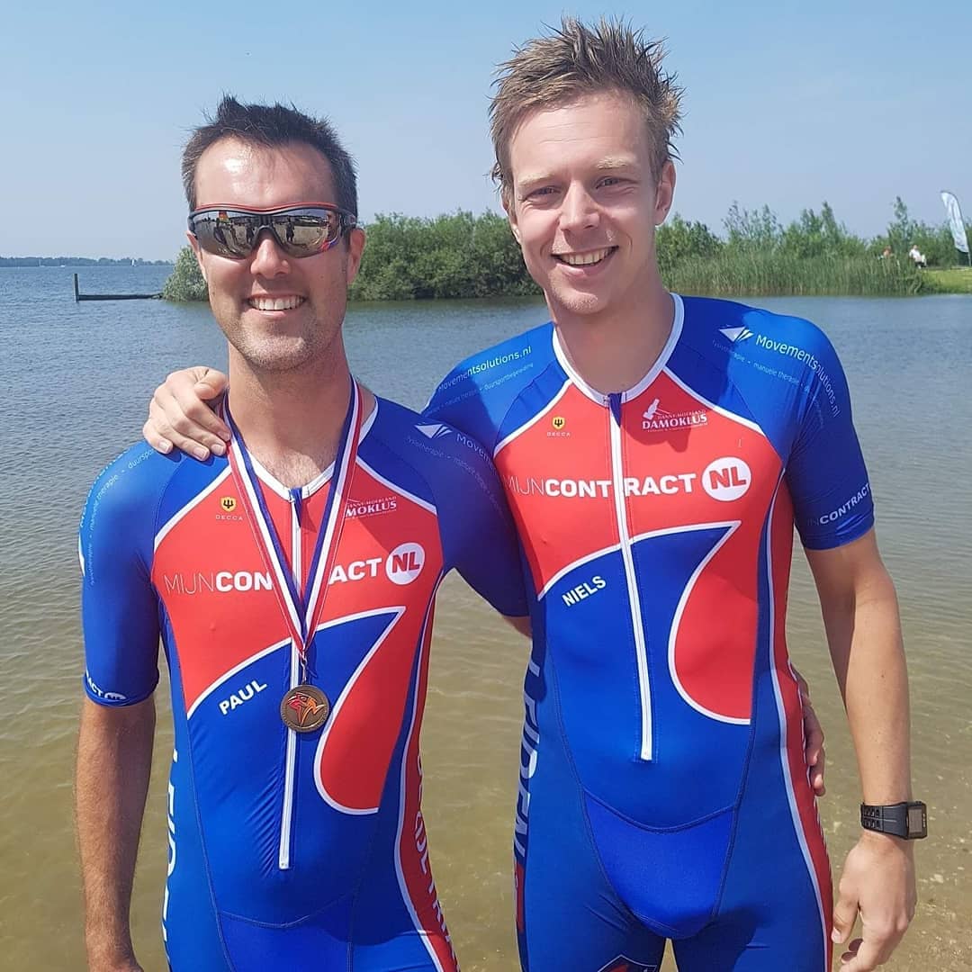 Succesvol triahlonweekend voor De Zijl! 3e plek NK duathlon, 1e en 2e plek 2e divisie en nieuwe clubkleding. Gaaf om sponsor te mogen zijn van succes! #triahlon #mijncontract #slim #efficient #veilig mijncontract.nl @movementsolutions.nl @damoklus