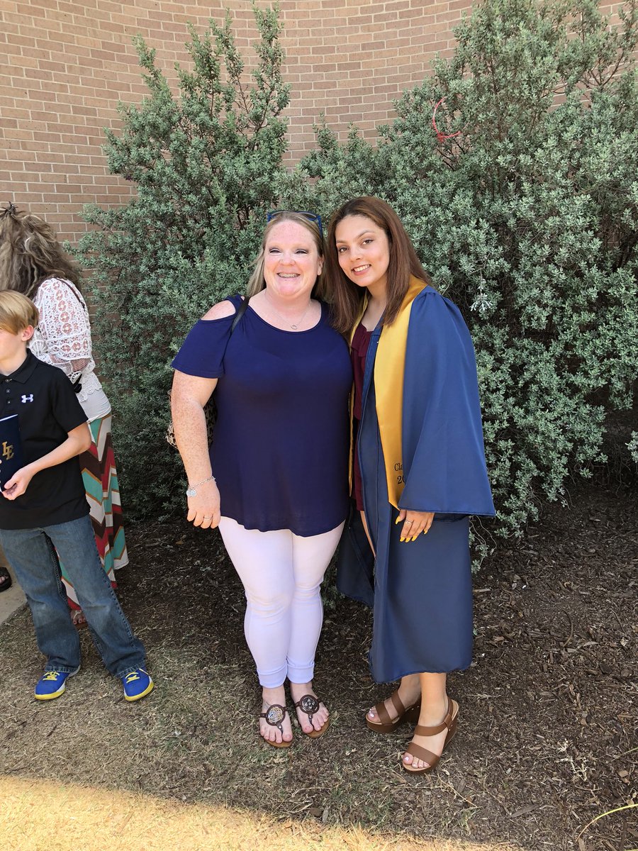 trinityewillis's tweet image. Blessed❤️#IssaWrap