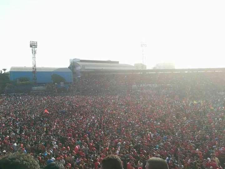 اللي هيفتح بوقه جمهور الاهلي يدقه 

#جمهوره_حماه
#تريكه_خط_احمر