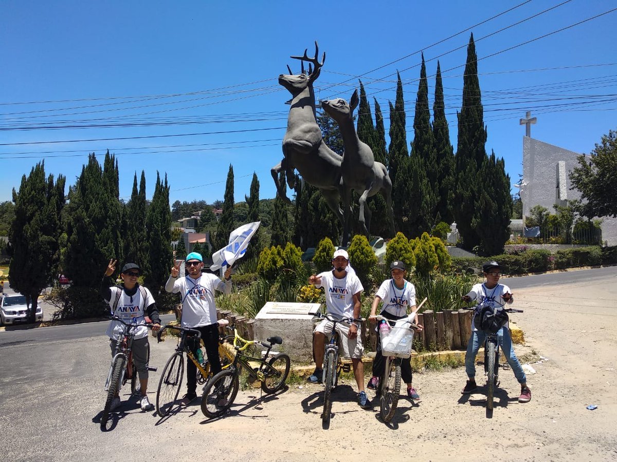 jsanchez08's tweet photo. Campaña en circuito esmeralda, ANA presidenta.
@AnaBalderasMx @IngridKSC @RicardoAnayaC @pan_edomex @luis_lunae @NelyMocinos @HugoSal86296375 @Beto42322067 @JudithB47342092 @ClaudiaLaraBec1 https://t.co/cLA2IxpaNc