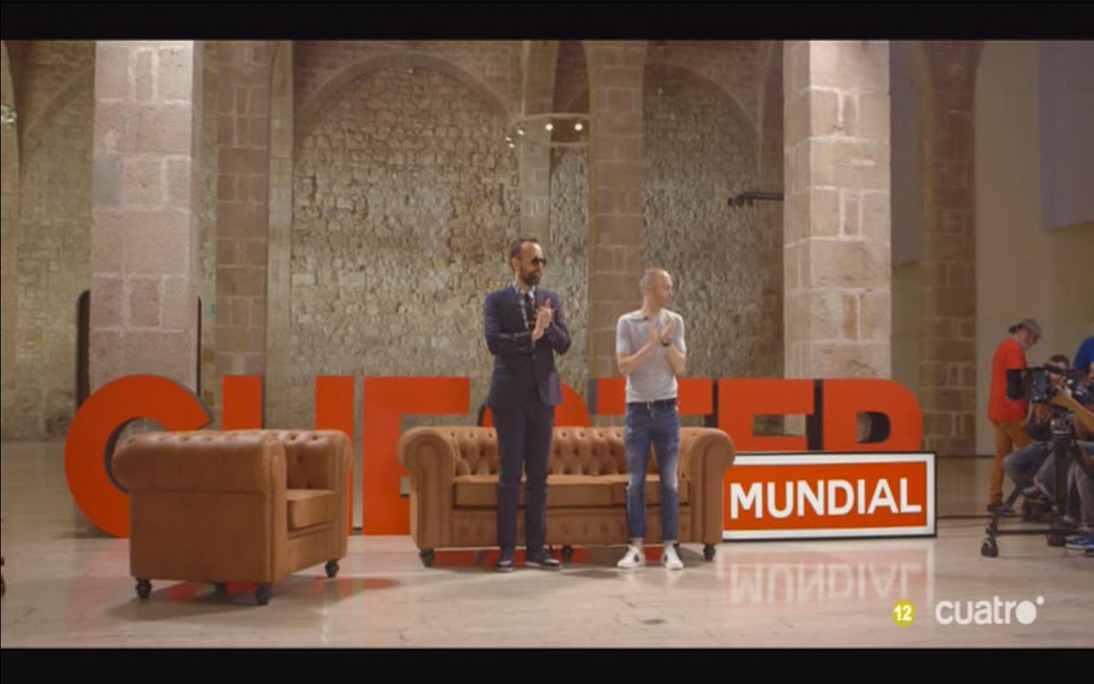 Chester_cuatro's tweet photo. .@andresiniesta8 no tiene historia, ES HISTORIA. Bienvenido, crack #ChesterMundial > https://t.co/XLIhfM7tHf https://t.co/LI8cIOzjS5