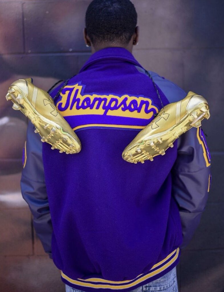 JThompson6_'s tweet photo. 18’ signing out..✌🏾 SEN18R🚶🏾‍♂️ https://t.co/nW13nT6NEe