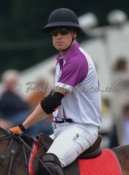 _PoloPhoto's tweet photo. Prince William, Duke of Cambridge takes part in The Jerudong Park match at Cirencester Park Polo Club. #polo #PrinceWilliam #jerudong #Royals @CirencesterPolo https://t.co/ReSuYYUSXg
